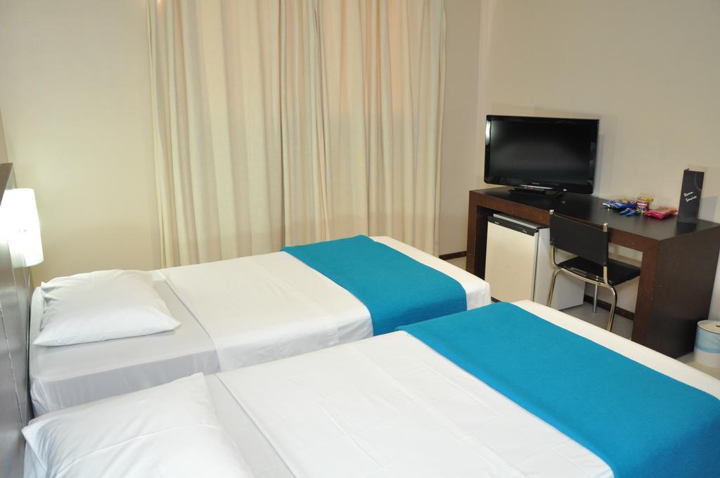 Crystal Plaza Hotel Goiania Ngoại thất bức ảnh