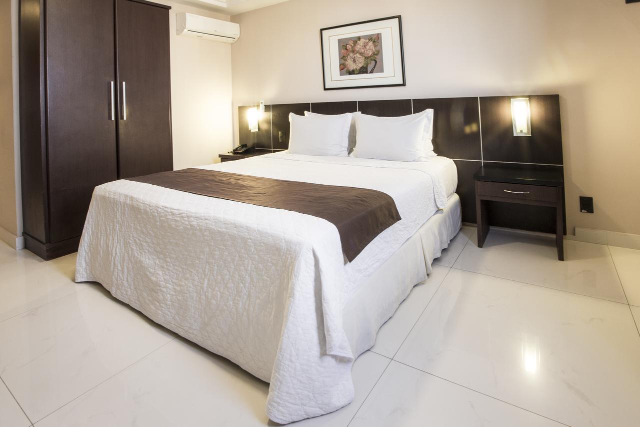 Crystal Plaza Hotel Goiania Ngoại thất bức ảnh